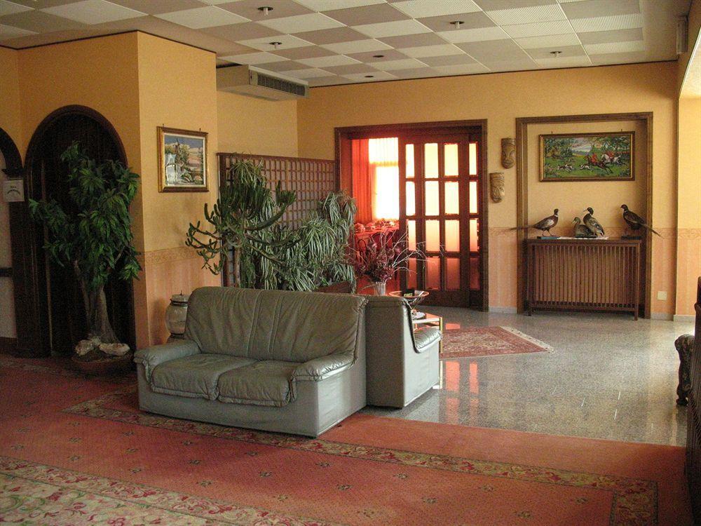 Hotel Royal Viverone Ngoại thất bức ảnh