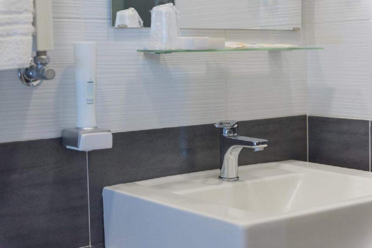 Hotel Royal Viverone Ngoại thất bức ảnh