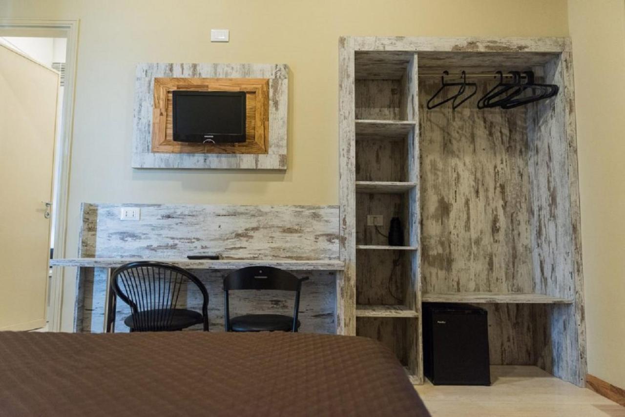 Hotel Royal Viverone Ngoại thất bức ảnh