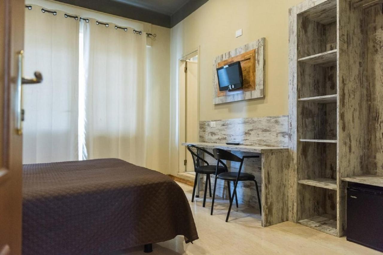 Hotel Royal Viverone Ngoại thất bức ảnh